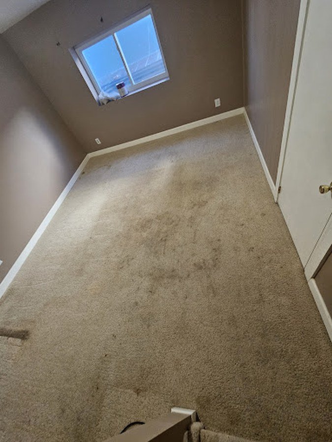 Bedroom Carpet before cleaning in Pueblo CO